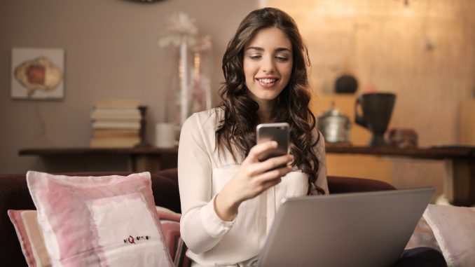 meeting-online-920382